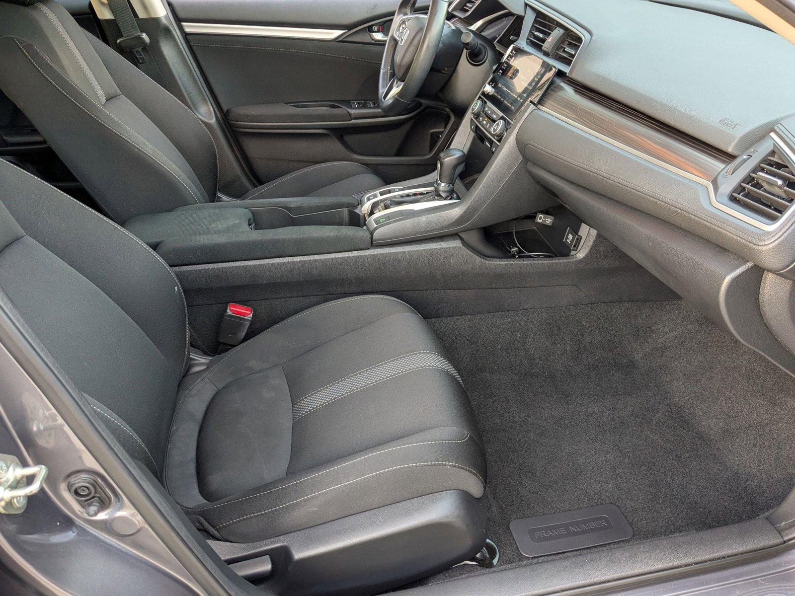 2019 Honda Civic Sedan Vehicle Photo in PEMBROKE PINES, FL 33024-6534