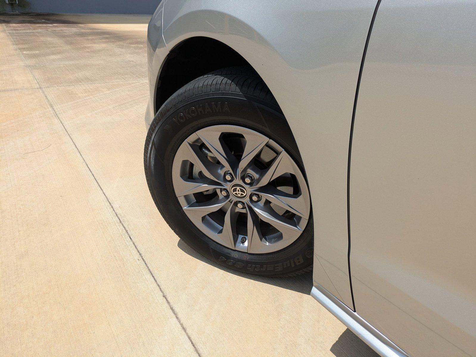 2023 Toyota Sienna Vehicle Photo in Winter Park, FL 32792