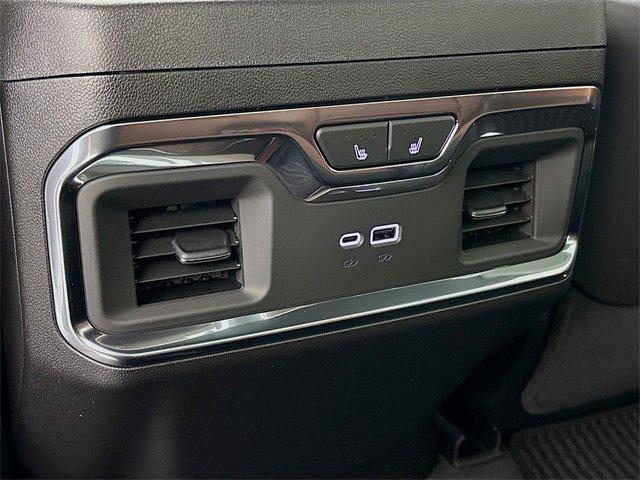 2025 GMC Sierra 3500 HD Vehicle Photo in PUYALLUP, WA 98371-4149