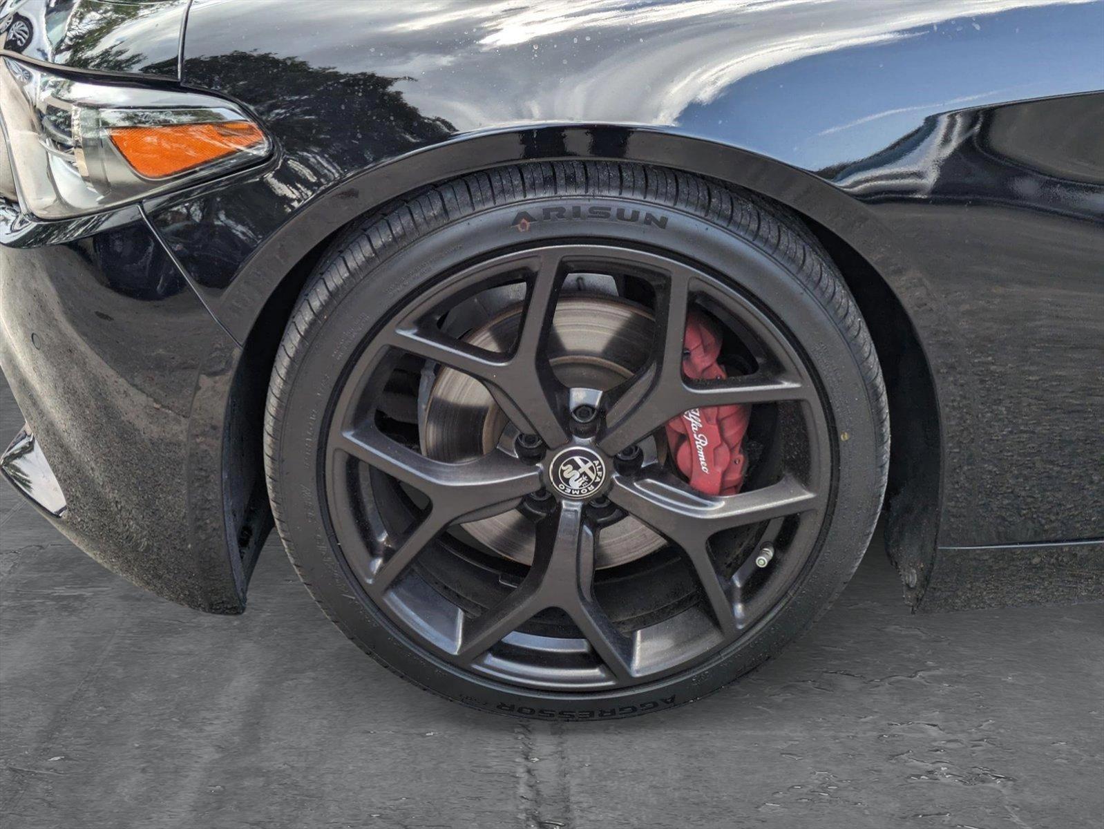 2020 Alfa Romeo Giulia Vehicle Photo in GREENACRES, FL 33463-3207
