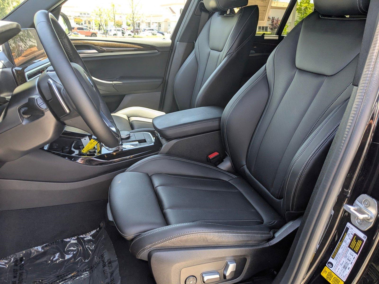 2022 BMW X3 sDrive30i Vehicle Photo in Valencia, CA 91355