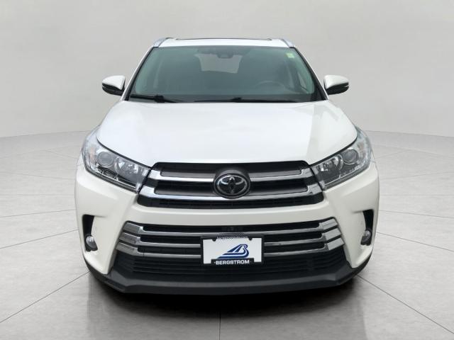 2018 Toyota Highlander Vehicle Photo in GREEN BAY, WI 54303-3330