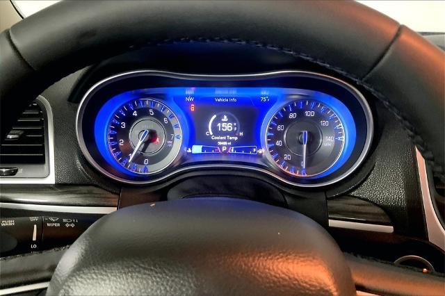 2022 Chrysler 300 Vehicle Photo in Kansas City, MO 64114