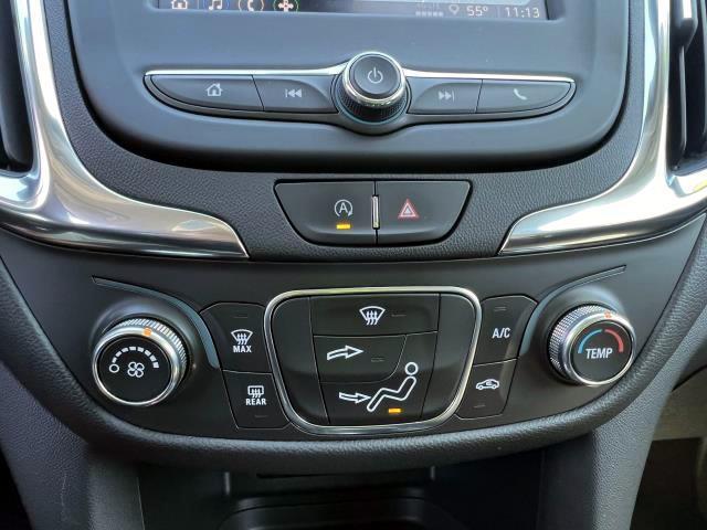 2022 Chevrolet Equinox Vehicle Photo in Roslyn, NY 11576