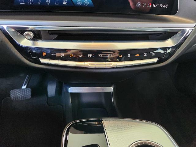 2024 Cadillac LYRIQ Vehicle Photo in HOUSTON, TX 77079
