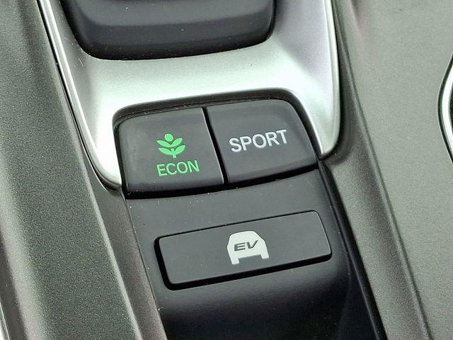 2022 Honda Accord Vehicle Photo in DANBURY, CT 06810-5034