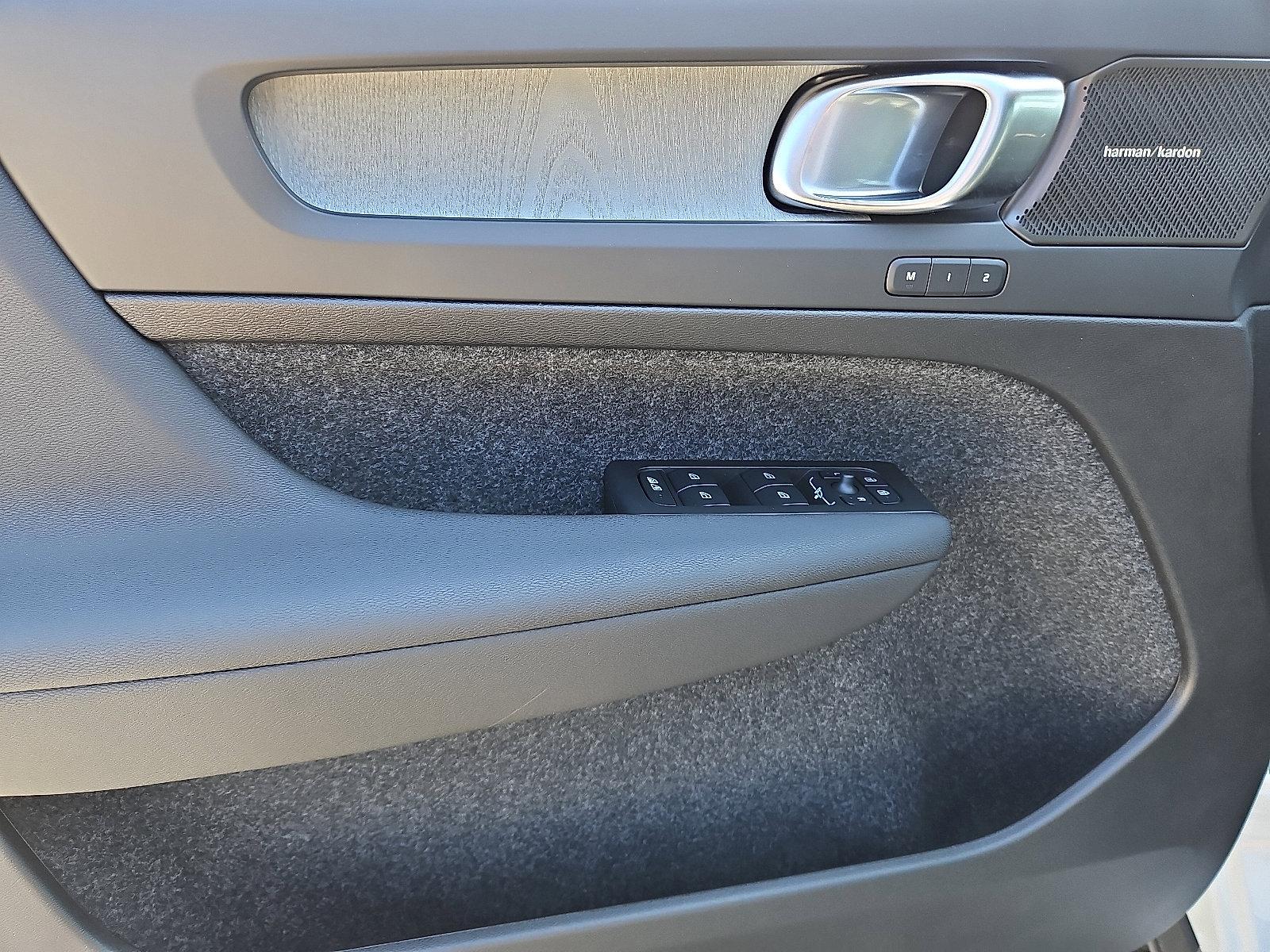 2025 Volvo XC40 Vehicle Photo in Trevose, PA 19053