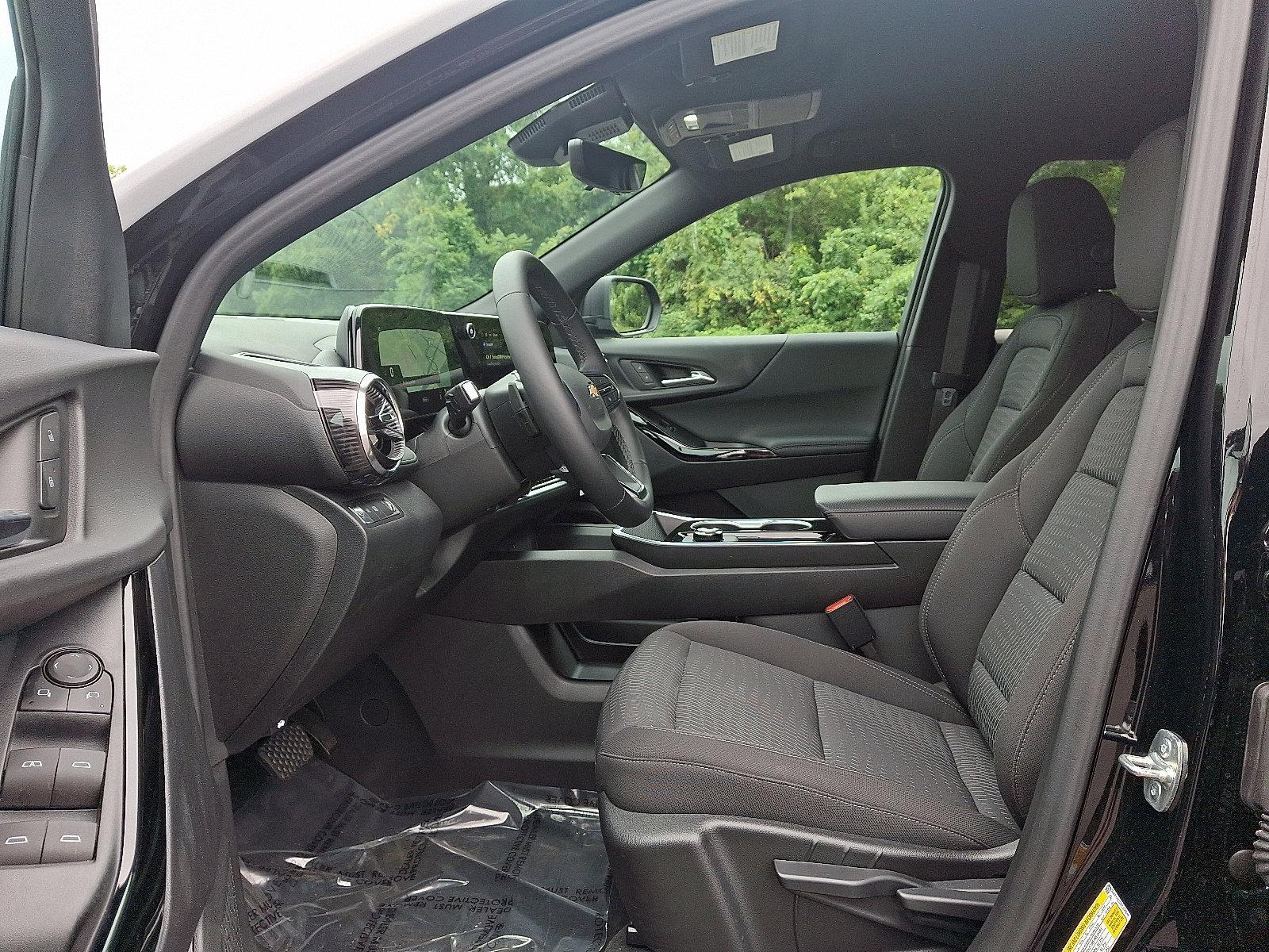 2026 Chevrolet Equinox Vehicle Photo in Trevose, PA 19053
