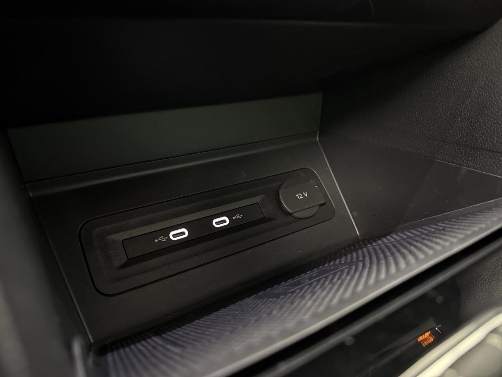 2022 Volkswagen Atlas Cross Sport Vehicle Photo in Georgetown, TX 78626