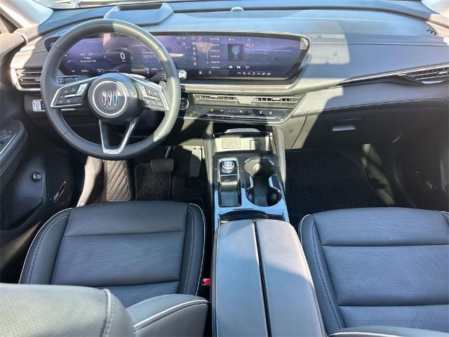 2024 Buick Envision Vehicle Photo in GOODYEAR, AZ 85338-1310