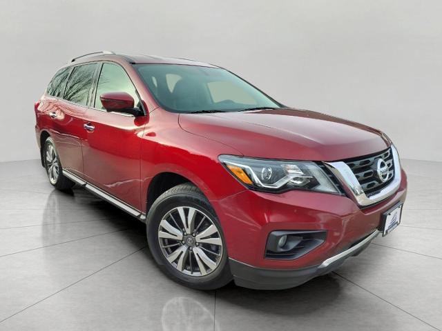 2019 Nissan Pathfinder Vehicle Photo in Appleton, WI 54914