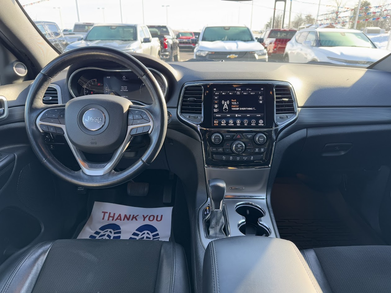 2022 Jeep Grand Cherokee WK Vehicle Photo in BOONVILLE, IN 47601-9633