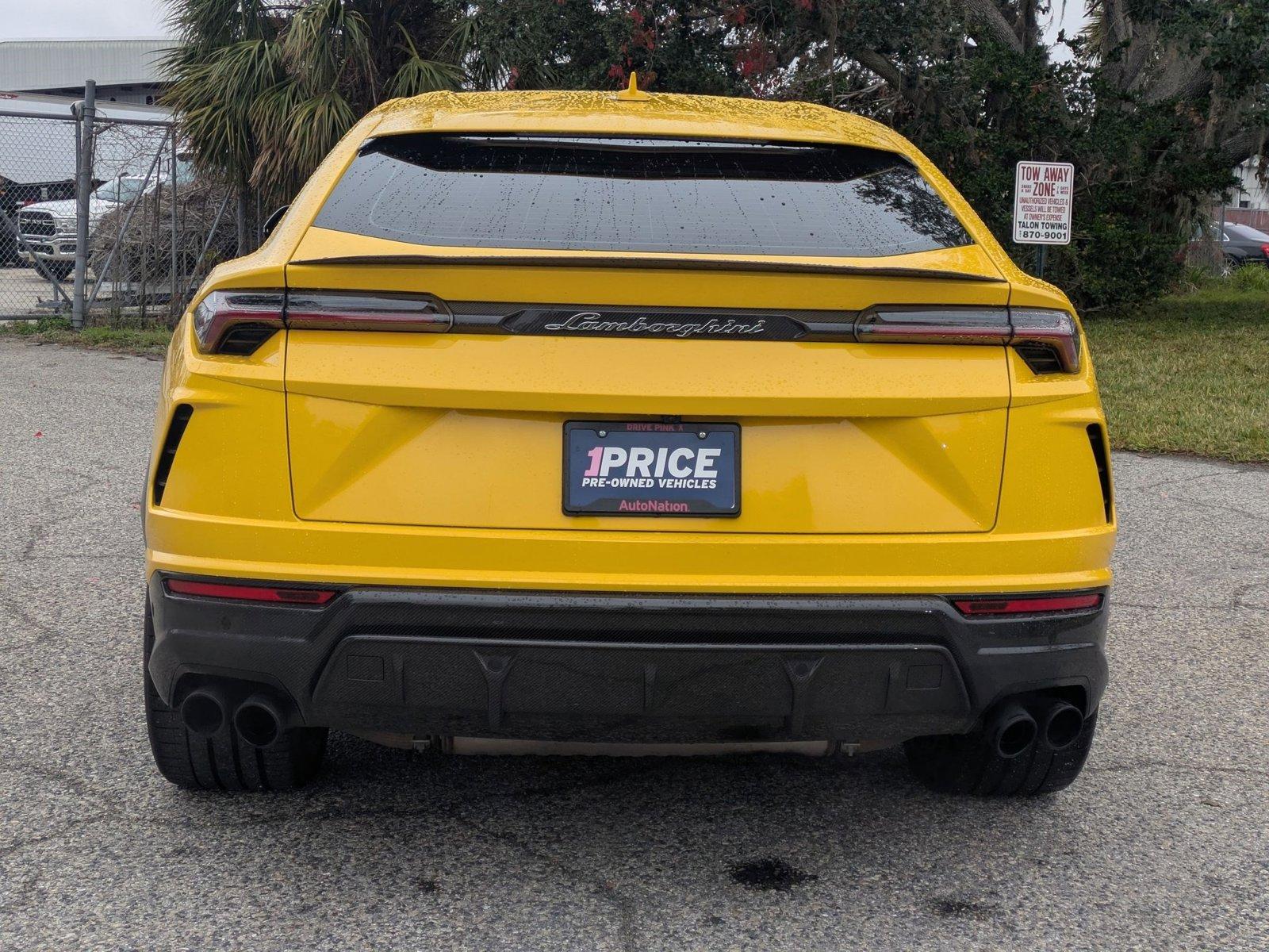 2020 Lamborghini Urus Vehicle Photo in Sarasota, FL 34231