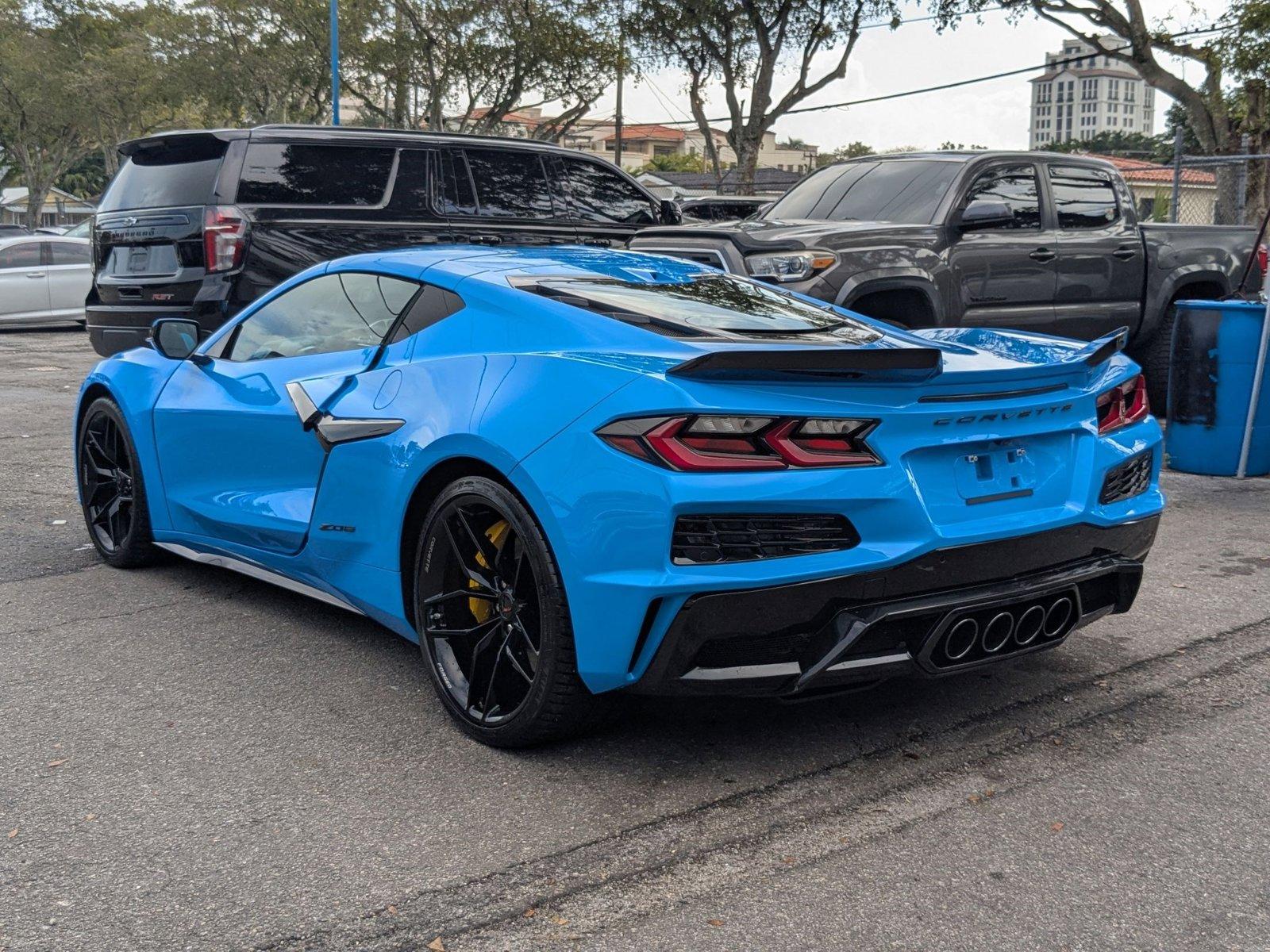 2025 Chevrolet Corvette Z06 Vehicle Photo in MIAMI, FL 33134-2699