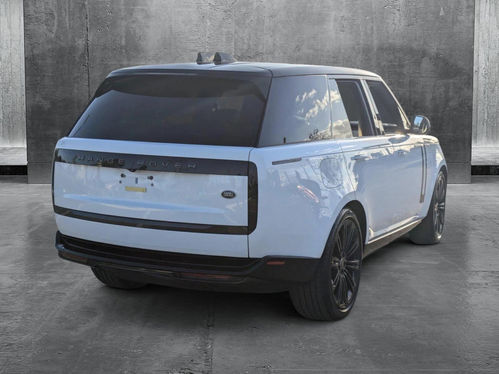 2023 Land Rover Range Rover Vehicle Photo in Pompano Beach, FL 33064