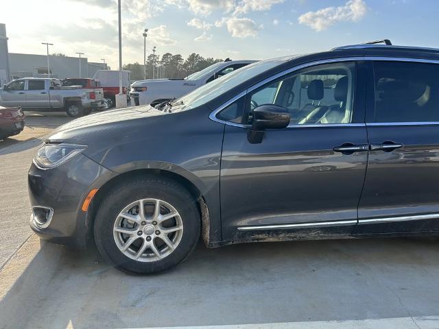 Used 2020 Chrysler Pacifica Touring L with VIN 2C4RC1BG7LR125778 for sale in Texarkana, TX