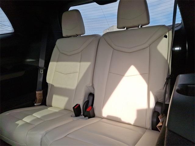 2025 Cadillac XT6 Vehicle Photo in ALLENTOWN, PA 18103-7399