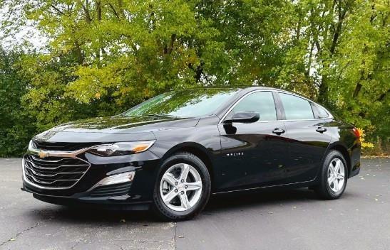 2024 Chevrolet Malibu Vehicle Photo in NEENAH, WI 54956-2243