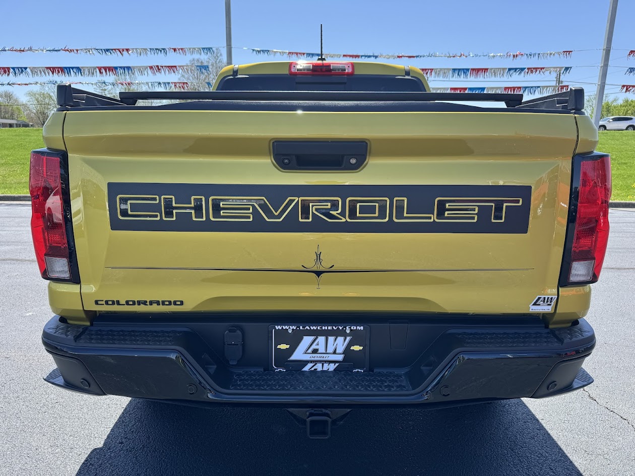 2023 Chevrolet Colorado Vehicle Photo in BOONVILLE, IN 47601-9633