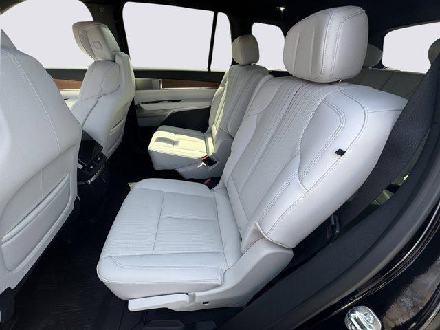 2026 Cadillac VISTIQ Vehicle Photo in LEOMINSTER, MA 01453-2952