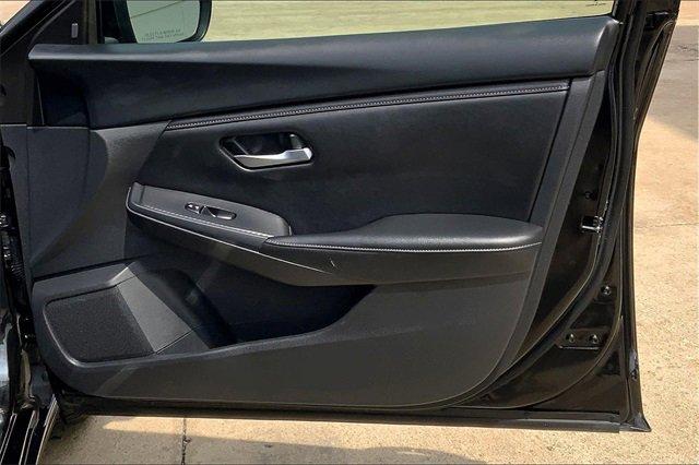 2024 Nissan Sentra Vehicle Photo in TOPEKA, KS 66609-0000