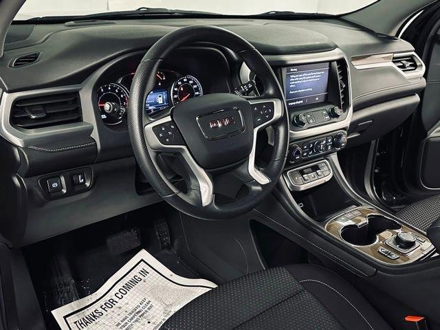 2023 GMC Acadia Vehicle Photo in MEDINA, OH 44256-9631