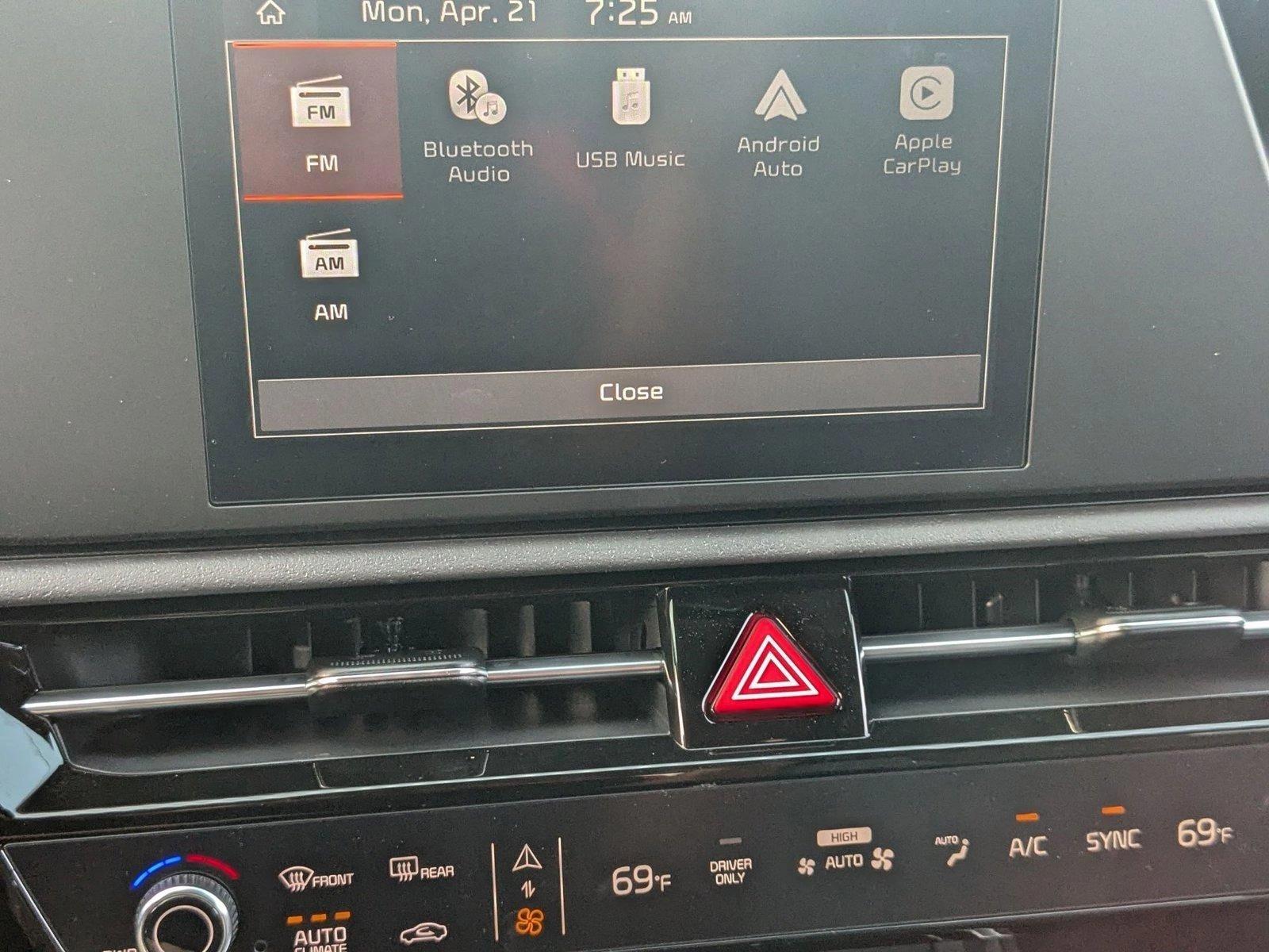 2025 Kia Niro Vehicle Photo in Miami, FL 33135