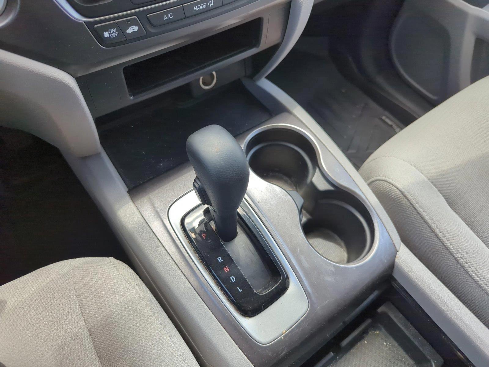 2017 Honda Pilot Vehicle Photo in Pembroke Pines, FL 33027