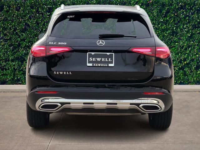 2025 Mercedes-Benz GLC Vehicle Photo in HOUSTON, TX 77079