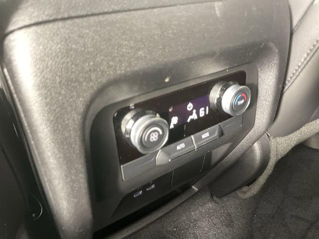 2025 Buick Enclave Vehicle Photo in GILBERT, AZ 85297-0402