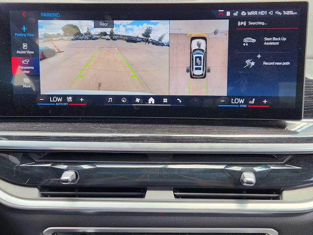 2025 BMW X7 M60i Vehicle Photo in PLANO, TX 75024