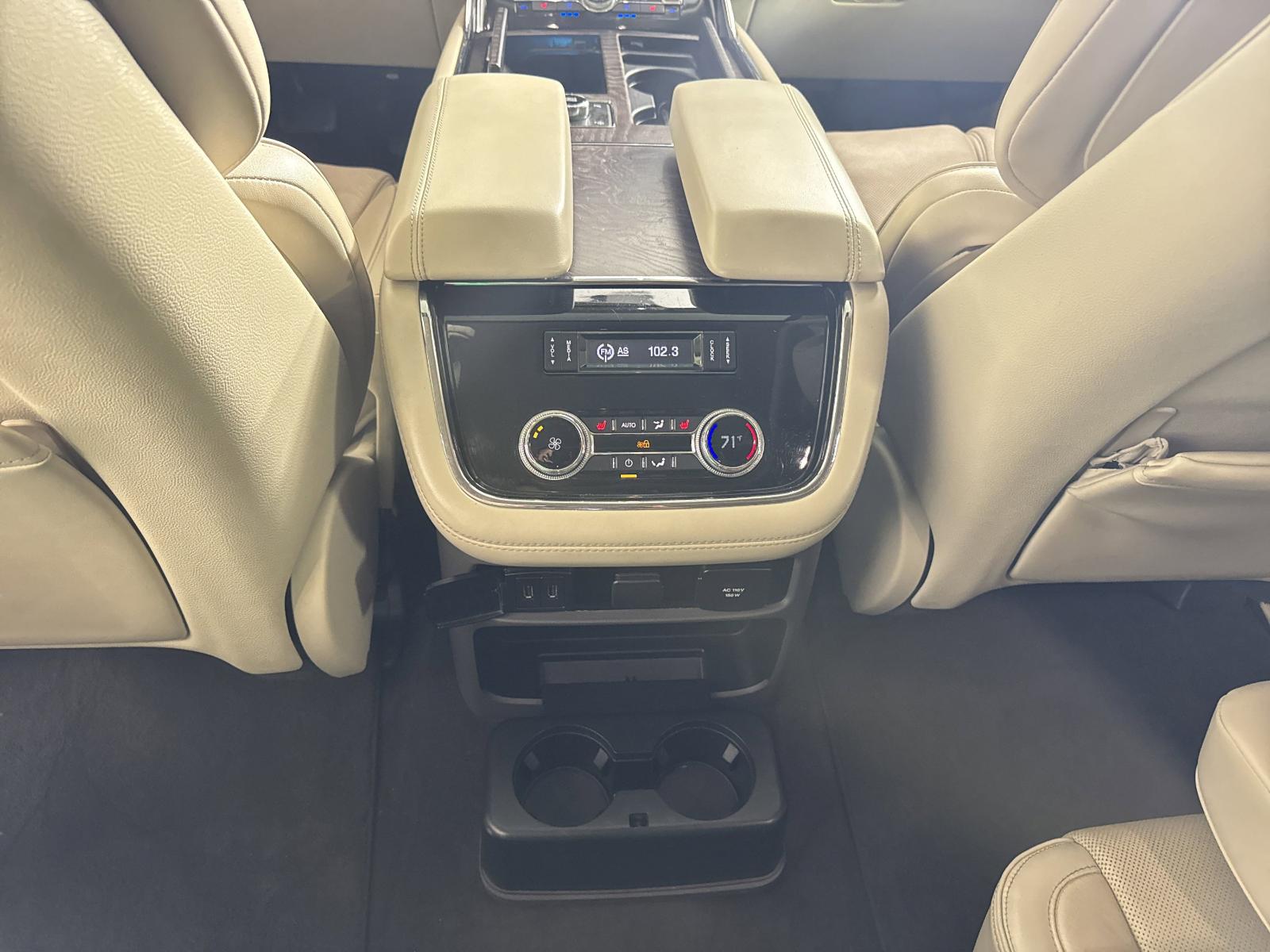 2019 Lincoln Navigator L Vehicle Photo in GEORGETOWN, TX 78626-7508