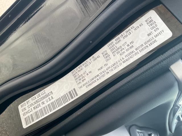 2025 Jeep Grand Cherokee L Vehicle Photo in Kaukauna, WI 54130