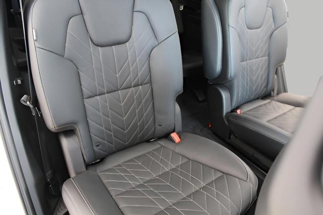 2024 Kia Telluride Vehicle Photo in Green Bay, WI 54304