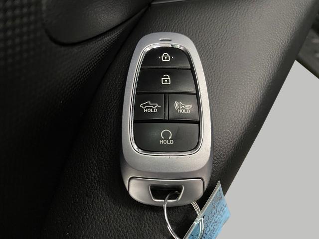 2024 Hyundai SANTA CRUZ Vehicle Photo in Appleton, WI 54913