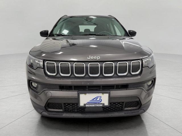 2022 Jeep Compass Vehicle Photo in GREEN BAY, WI 54303-3330