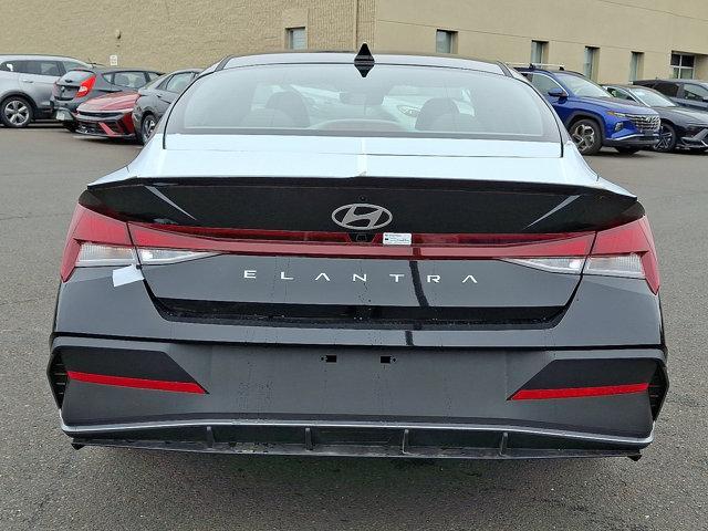 2025 Hyundai ELANTRA Vehicle Photo in Philadelphia, PA 19116