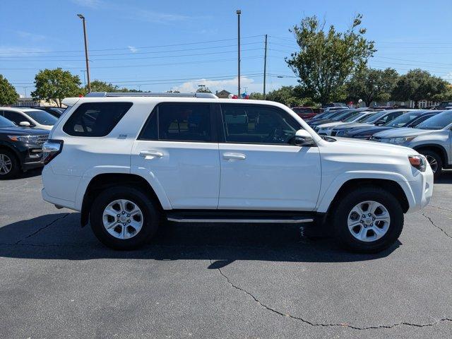 2016 Toyota 4Runner Vehicle Photo in BRUNSWICK, GA 31525-1881