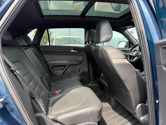 2021 Volkswagen Atlas Cross Sport Vehicle Photo in COLUMBIA, MO 65203-3903