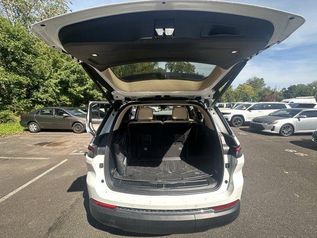 2022 Jeep Grand Cherokee L Vehicle Photo in Doylsetown, PA 18901