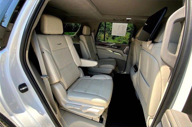 2023 Cadillac Escalade Vehicle Photo in KANSAS CITY, MO 64114-4545