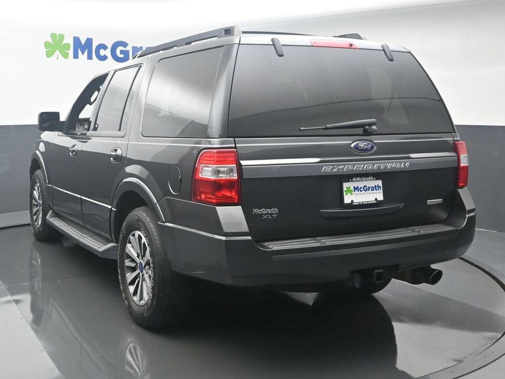2017 Ford Expedition Vehicle Photo in Cedar Rapids, IA 52402