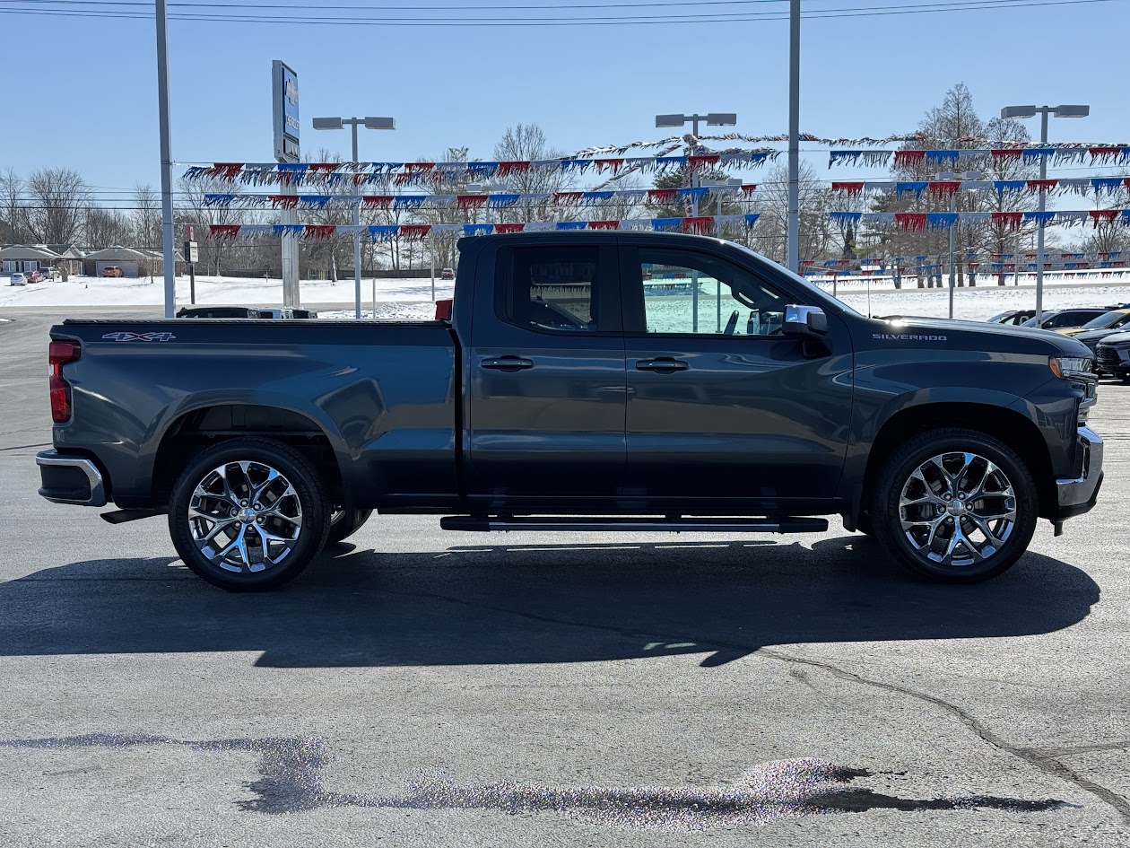 2019 Chevrolet Silverado 1500 Vehicle Photo in BOONVILLE, IN 47601-9633