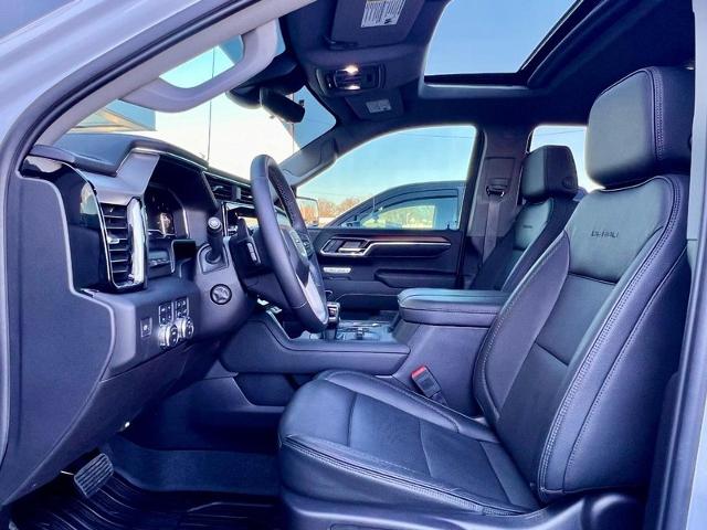 2024 GMC Sierra 1500 Vehicle Photo in EFFINGHAM, IL 62401-2832