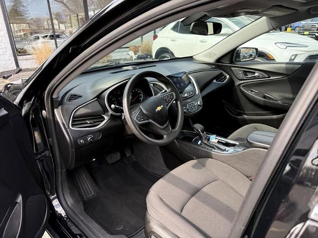 2022 Chevrolet Malibu Vehicle Photo in CHICOPEE, MA 01020-5001