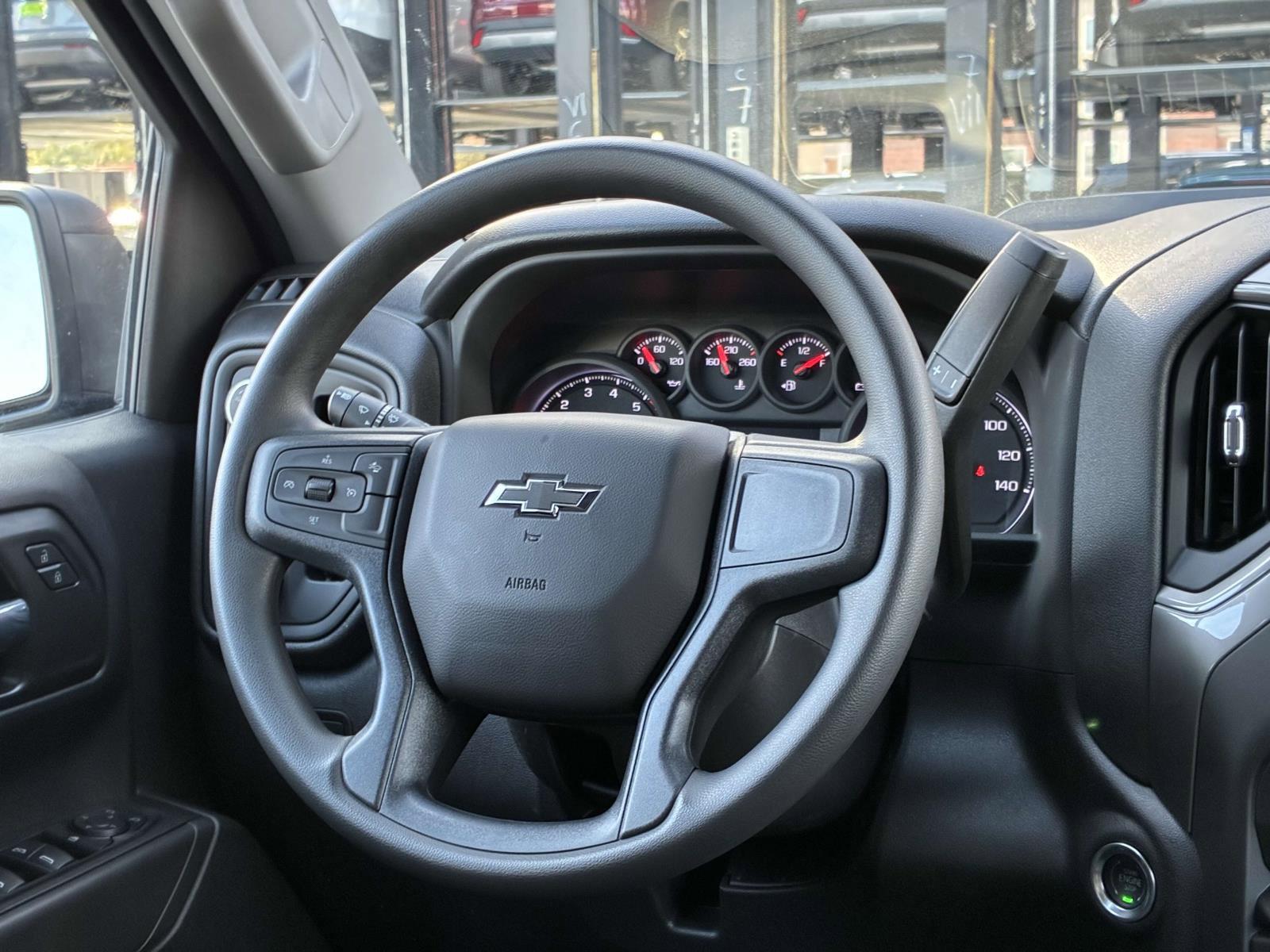 2025 Chevrolet Silverado 1500 Vehicle Photo in LOS ANGELES, CA 90007-3794