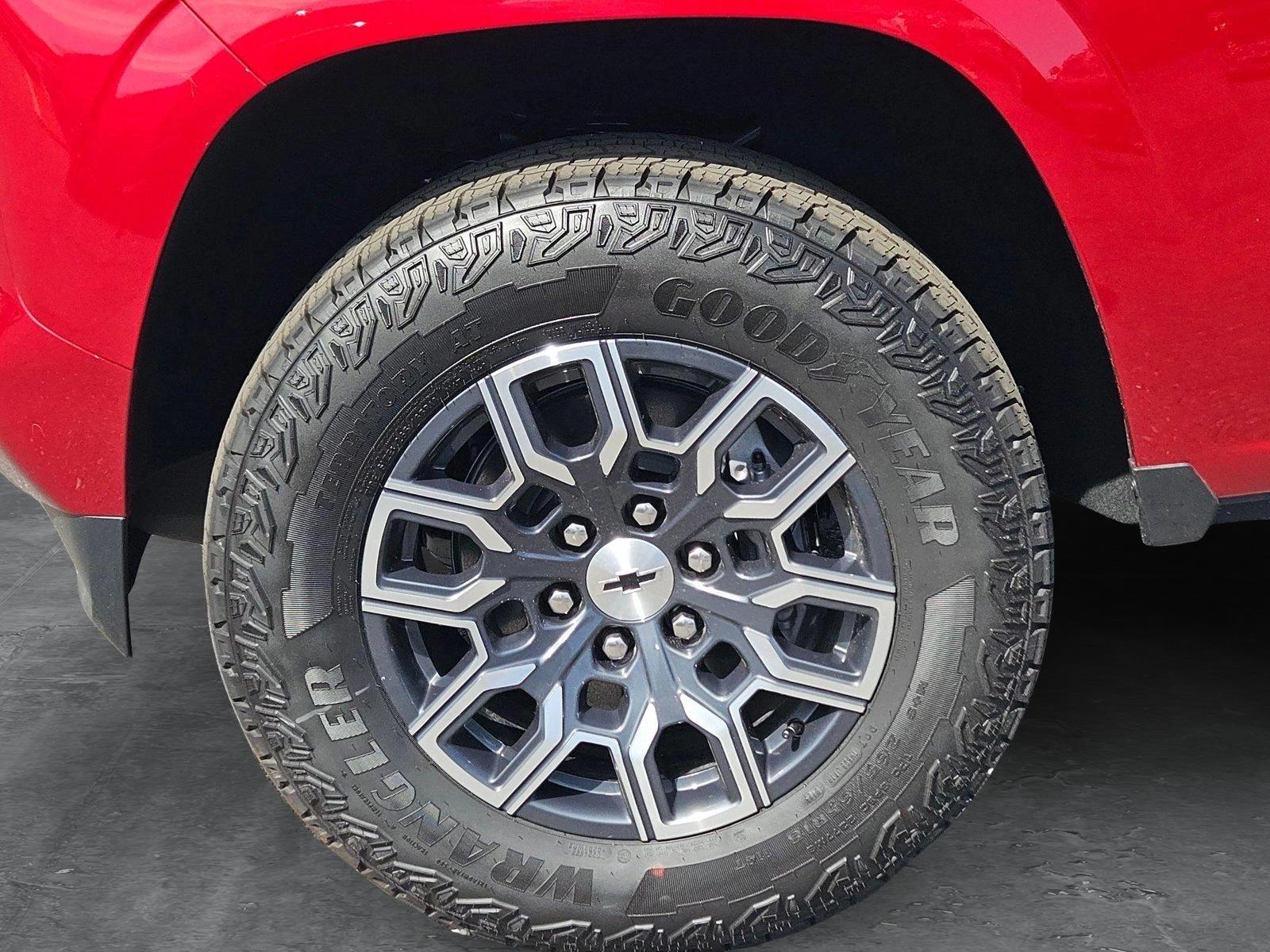 2025 Chevrolet Colorado Vehicle Photo in MESA, AZ 85206-4395