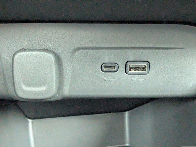2025 Chevrolet Trax Vehicle Photo in BRUNSWICK, GA 31525-1881