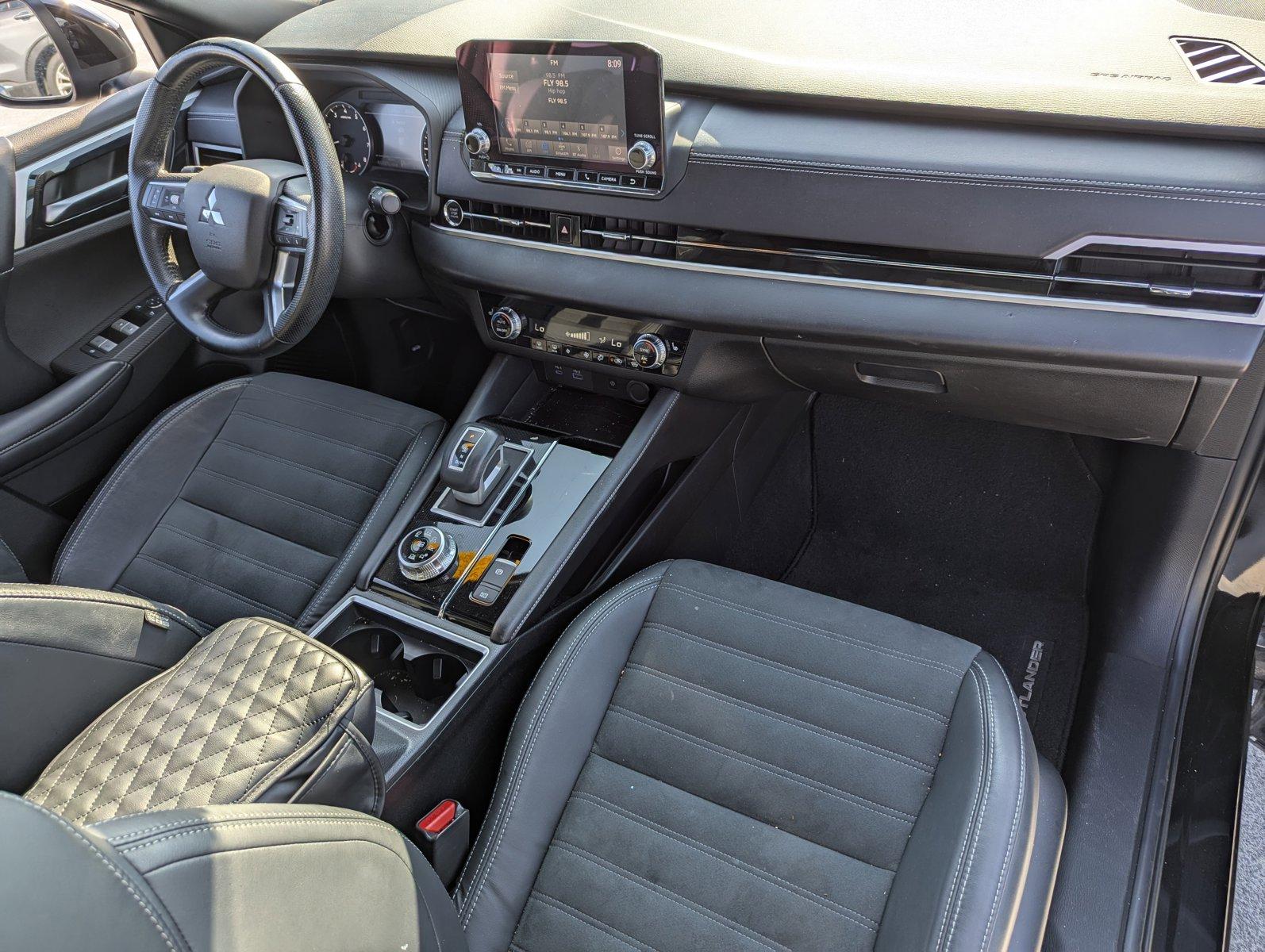 2022 Mitsubishi Outlander Vehicle Photo in Ft. Myers, FL 33907