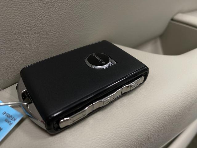 2025 Volvo XC60 Vehicle Photo in Appleton, WI 54913
